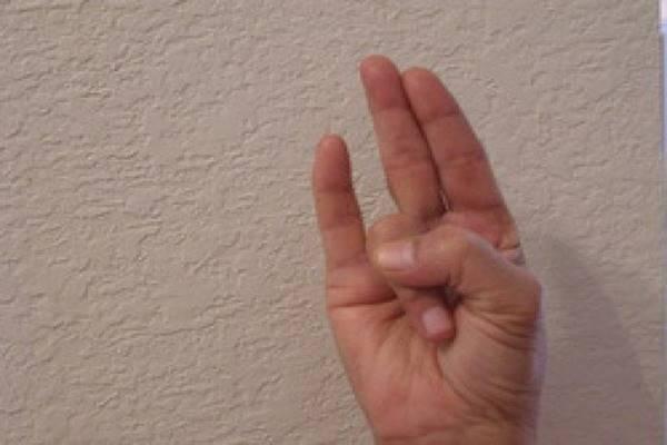 hand-yoga_5-622x465