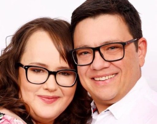 Balázs Andi szerelmével közös fotóval és egy számmal jelentette be a csodás hírt, de a fotón is látszik – Özönlenek a gratulációk! ❤