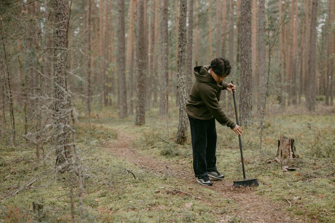 Bobby worked as a janitor at a nature park. | Source: Pexels