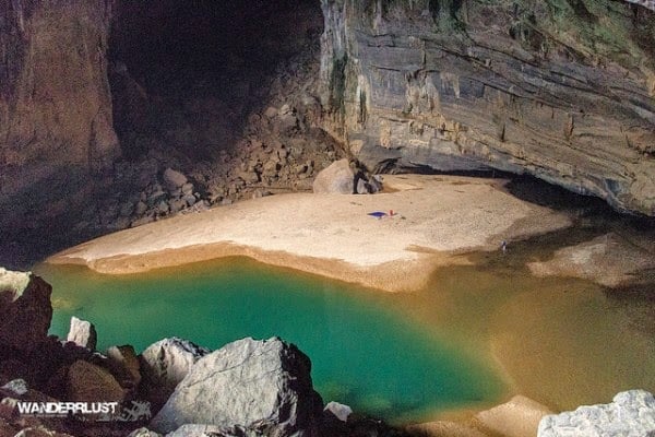 Man Noticed This Hole In A Rock. But What;s Inside Has Astounded The Whole World (2)