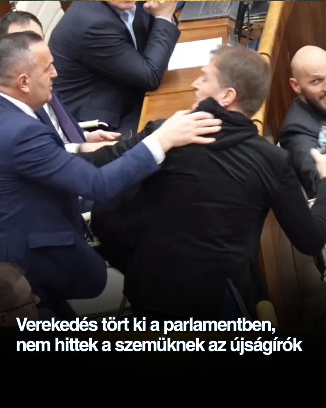 Verekedés tört ki a parlamentben, nem hittek a szemüknek az újságírók