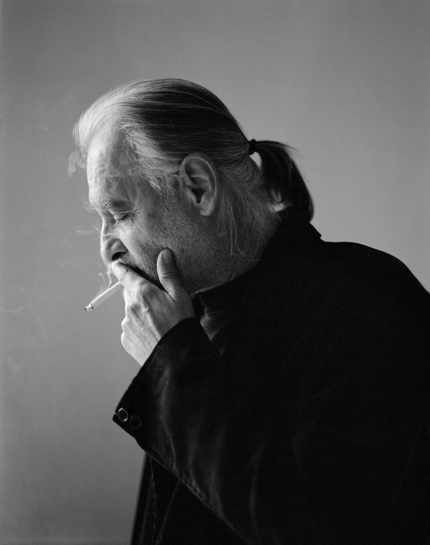 Meghalt Tarr Béla