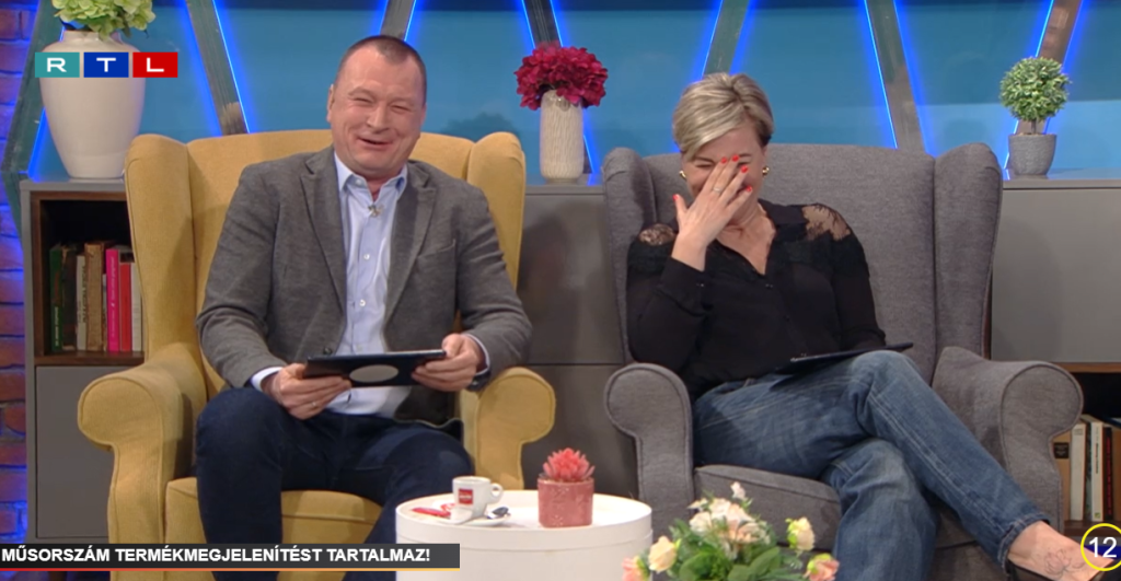 Az RTL élő adását percekig nem lehetett elkezdeni a műsorvezetők miatt: nem tudtak megszólalni