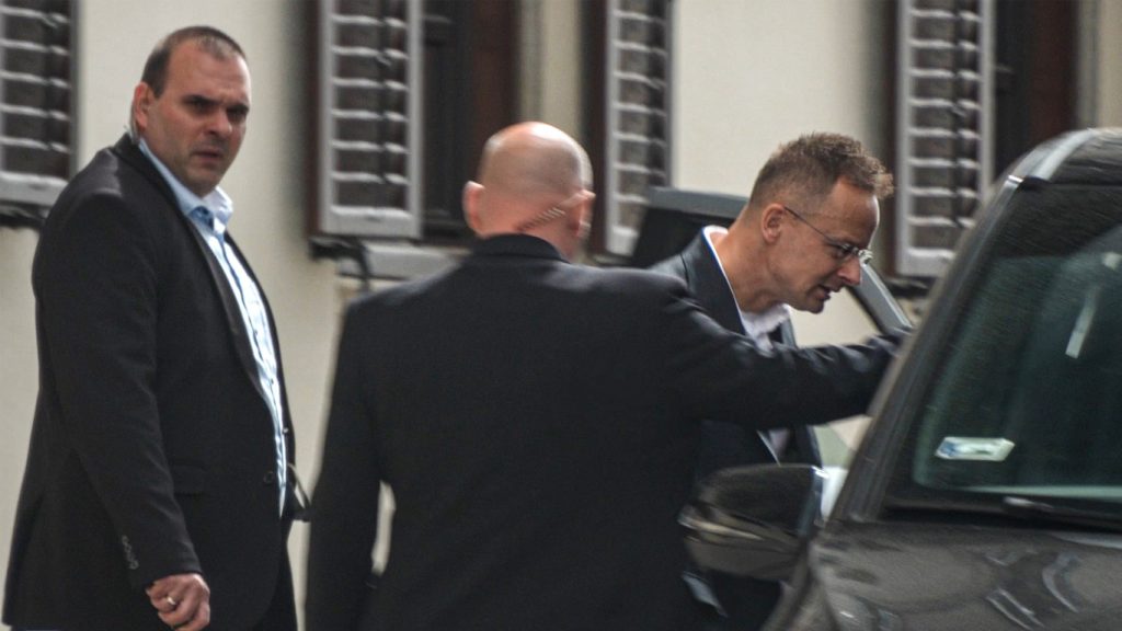 Előkerült Szijjártó Péter, nem hiszed el hol fotózták le a minisztert