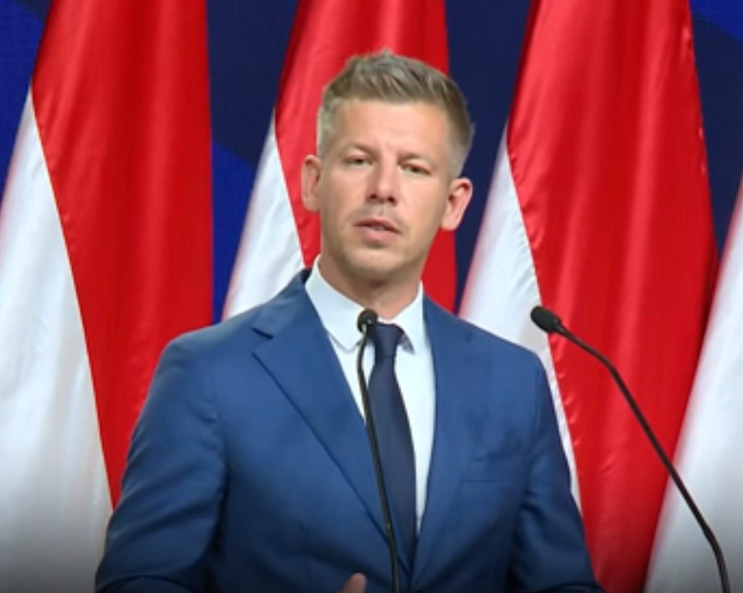 Sűrű napja lesz holnap Magyar Péternek, váratlan helyről kapott meghívást