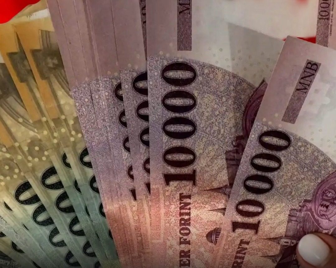 Nyugdíj 2027: megjöttek az első számok, ekkora emelés jöhet az időseknek