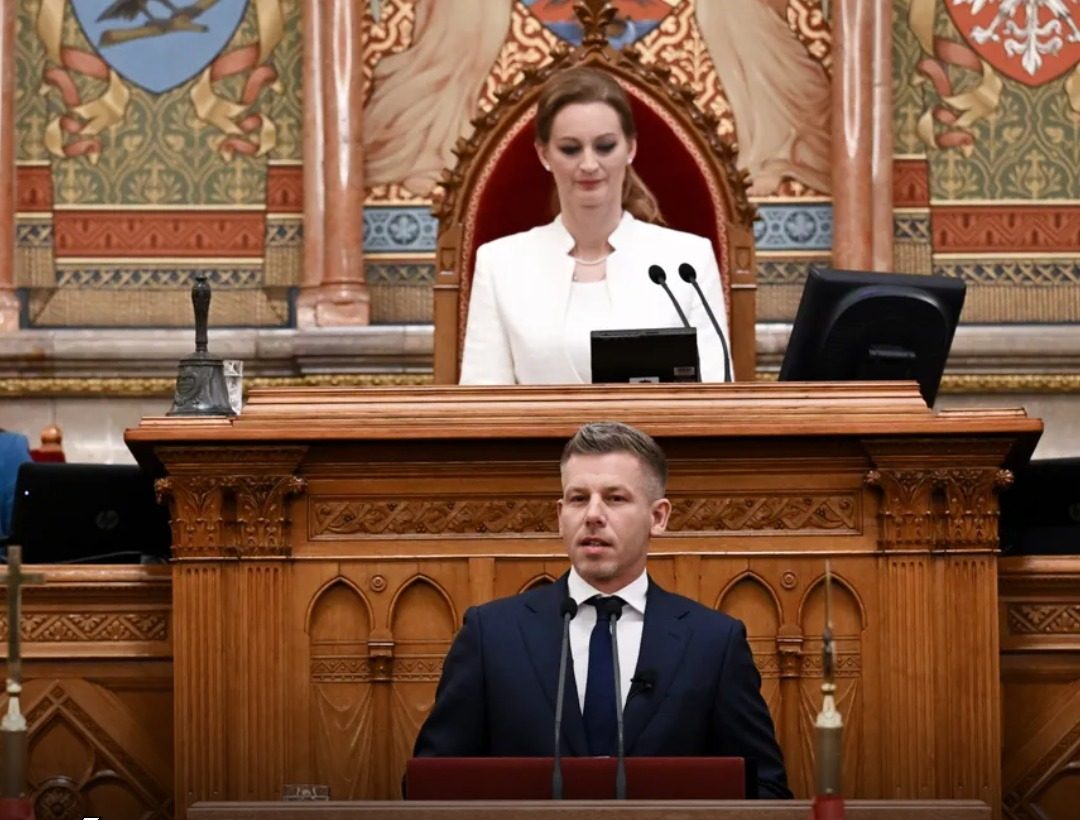 Észrevettek valami érdekeset Magyar Péter miniszterelnöki beszédében az elemzők