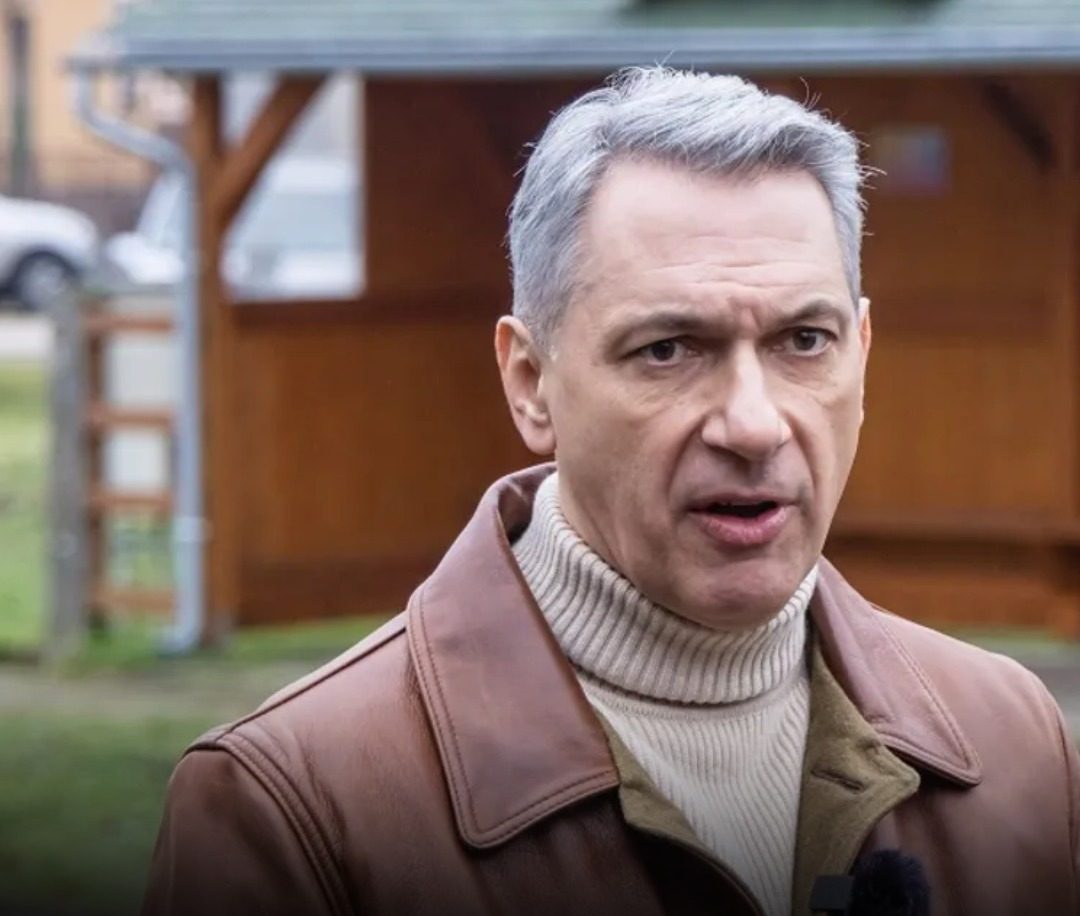 Lázár János előállt a magyarázattal: Ezért akarják politikailag kicsinálni Orbánt.