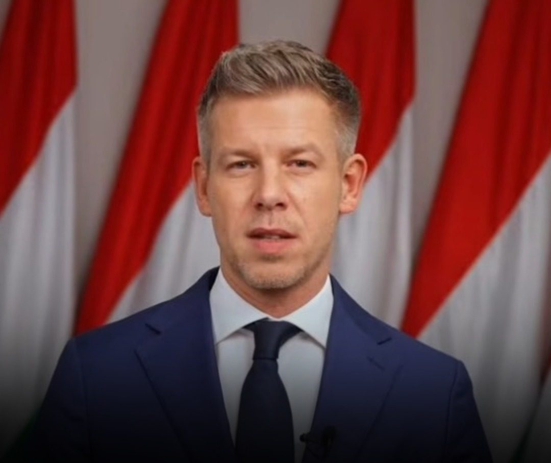 Magyar Péter brutális megszorítást jelentett be: 50 milliárd forinttal csökkenti a politikusok fizetését