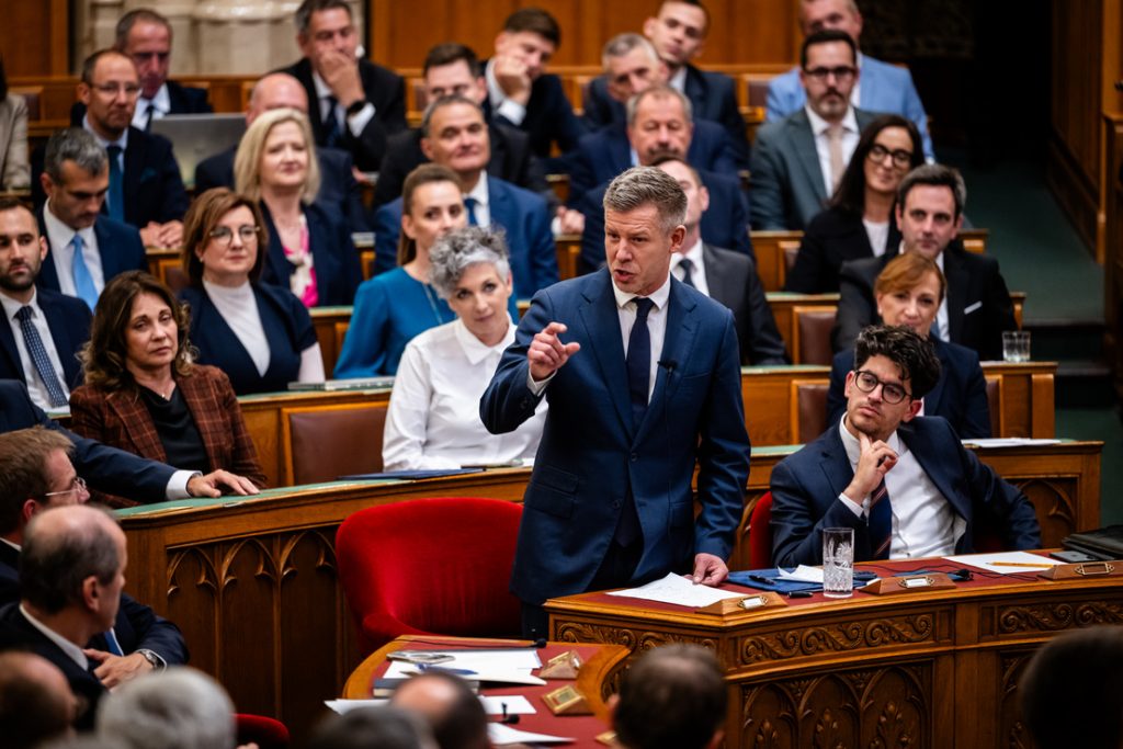 Soha ennyien nem nézték még az Országgyűlés élő adásait, tévéket ver oda a nézettség