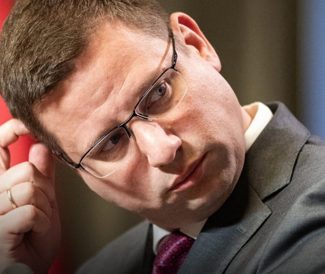 Keményen odaszóltak Gulyás Gergelynek: Nem szégyelled magad?