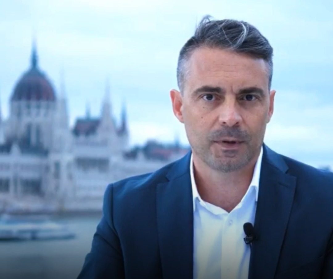 Ettől padlót fogsz: Vona Gábor előkerült, nem is akárhol! Minden nap láthatjuk majd