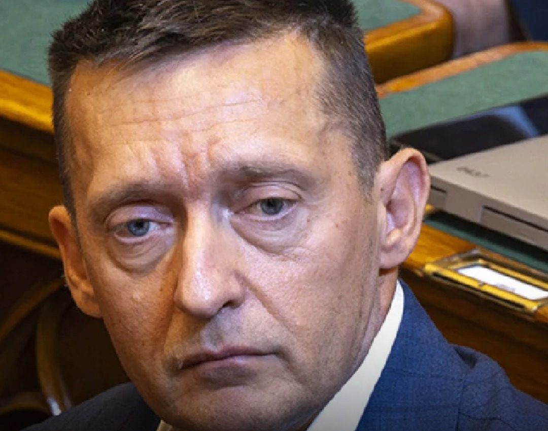 Kipukkadt Rogán Antal 2 milliárdos lufija: a Telekom egyetlen mondattal buktatta le a feltaláló minisztert