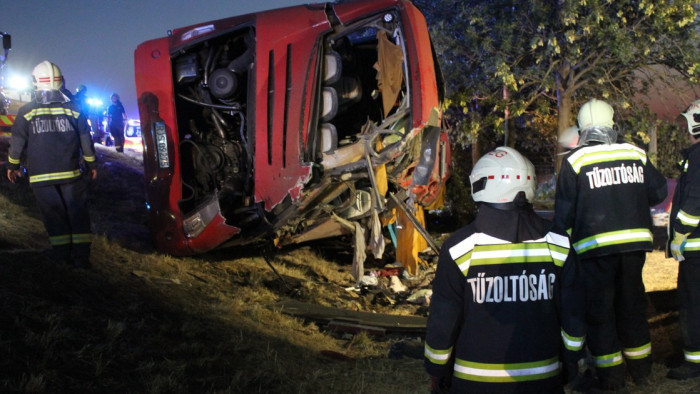 Ez okozhatta igazából az M3-as busztragédiát: elrendelték az őrizetbe vételt