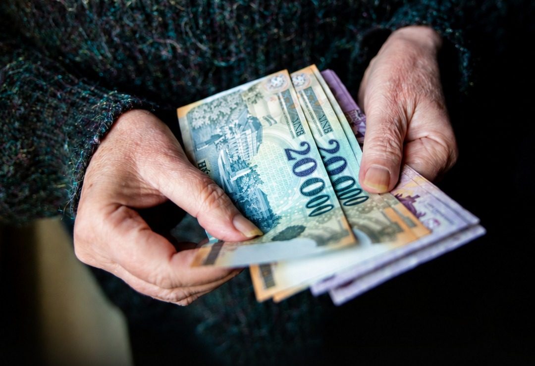Fontos hír a nyugdíjasoknak a 13. és 14. havi nyugdíjról, és ősszel újabb pluszpénz is jöhet