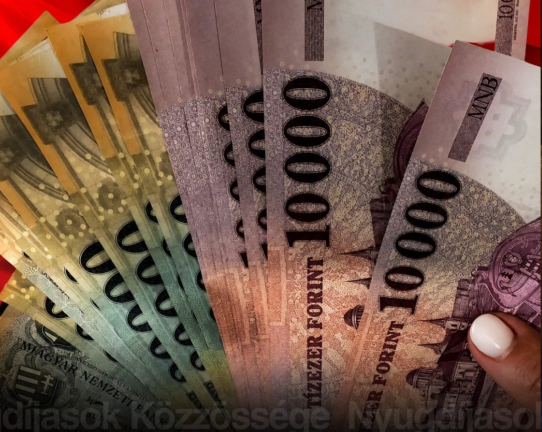 Jövő hétfőn jöhet a pénz: augusztus 24-én több támogatást is jóváírnak a családoknak