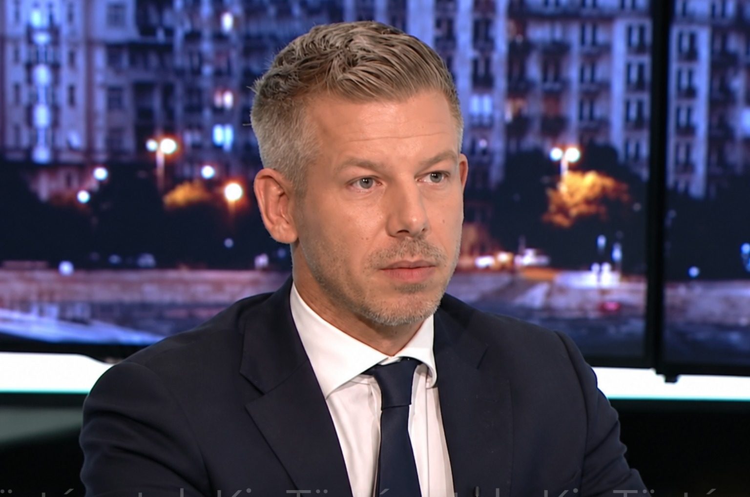 Magyar Pétert hazaküldték miután betegen adott interjút, letiltották a munkáról