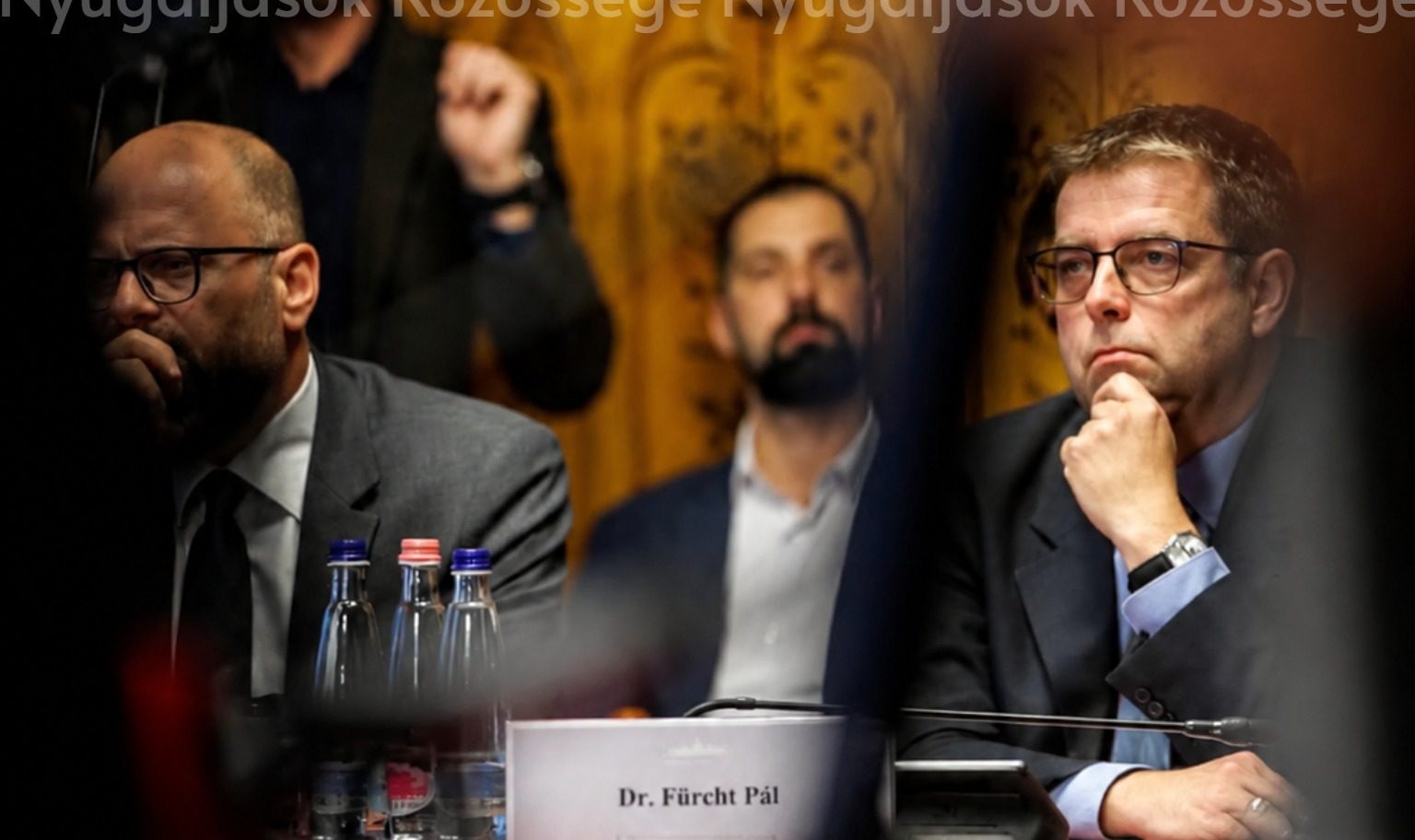 Ma borulhat minden: Ezekben a pillanatokban Fürcht Pál fegyelmi tárgyalása, ahol részletes vallomást tesz az Aranykonvoj ügyről